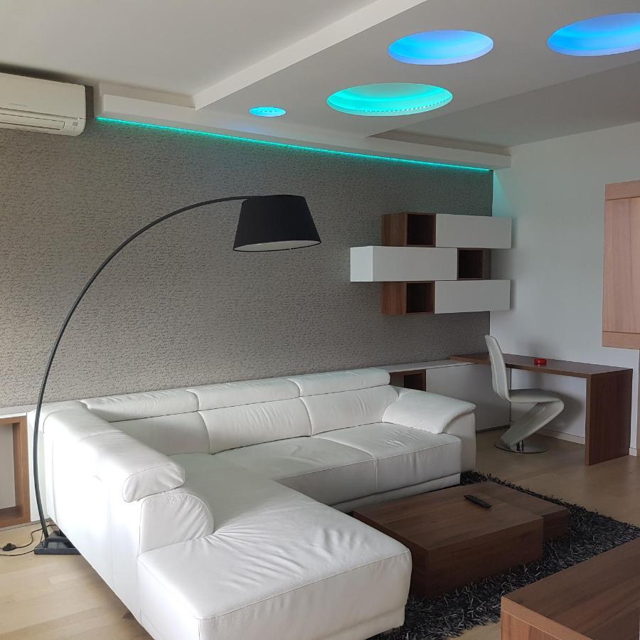 Adela Apartments 3 Morska Vila Split Exterior photo