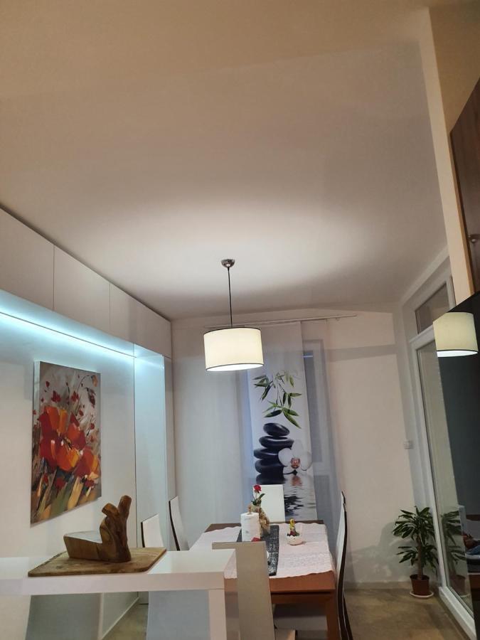 Adela Apartments 3 Morska Vila Split Exterior photo